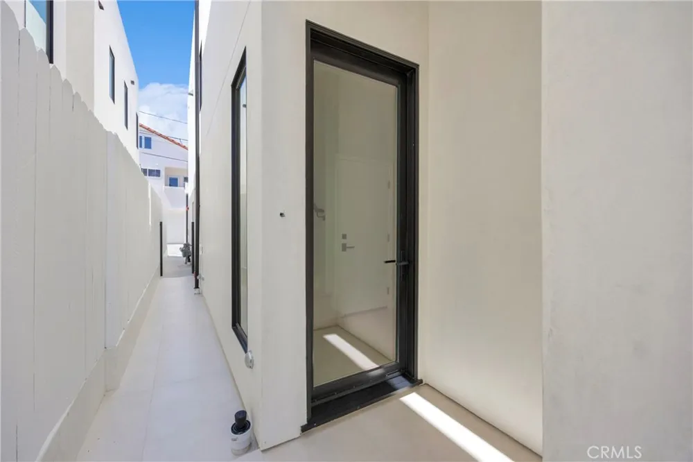 321 Larkspur Avenue #1/2 Corona del Mar, CA 92625