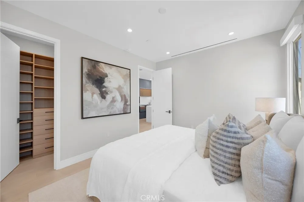 321 Larkspur Avenue #1/2 Corona del Mar, CA 92625
