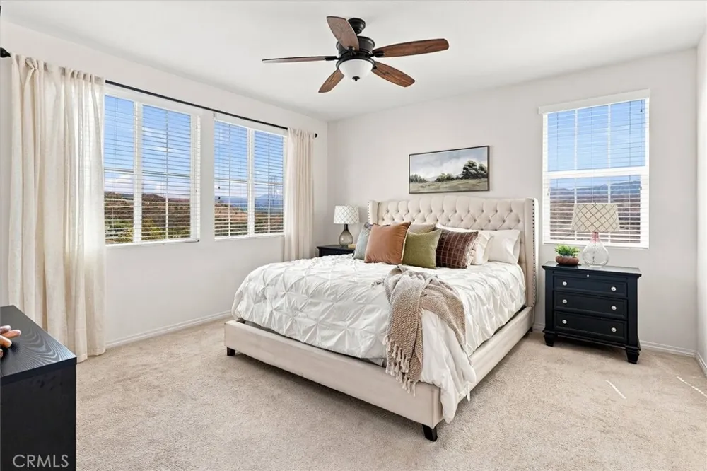 22038 Windham Way Saugus, CA 91350