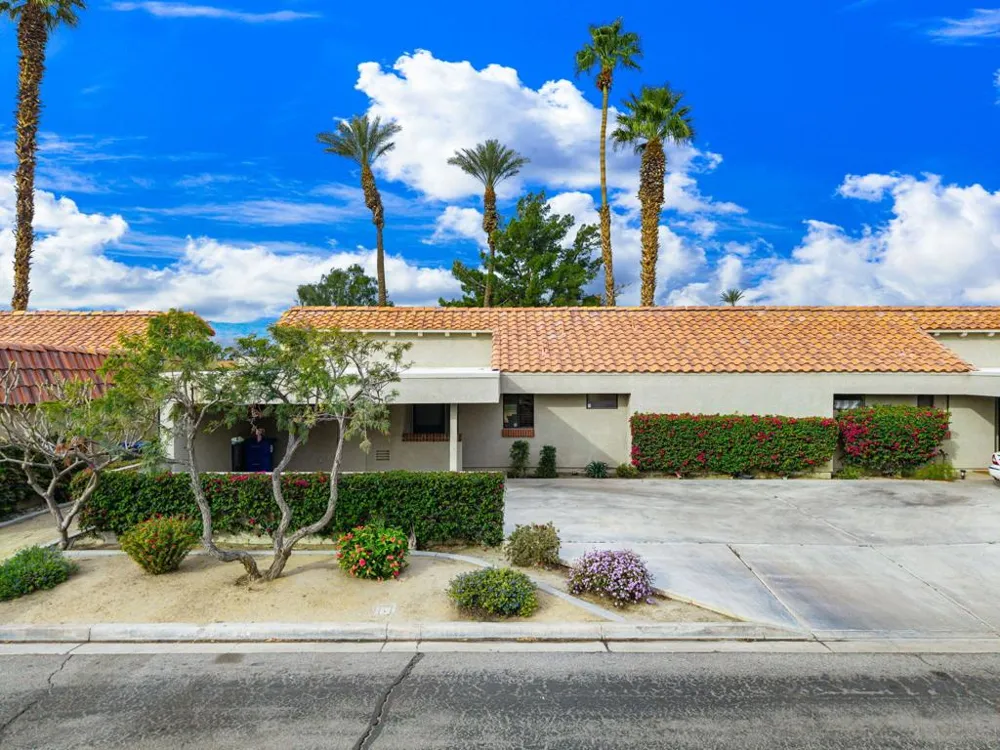 40523 Preston Trail Palm Desert, CA 92211