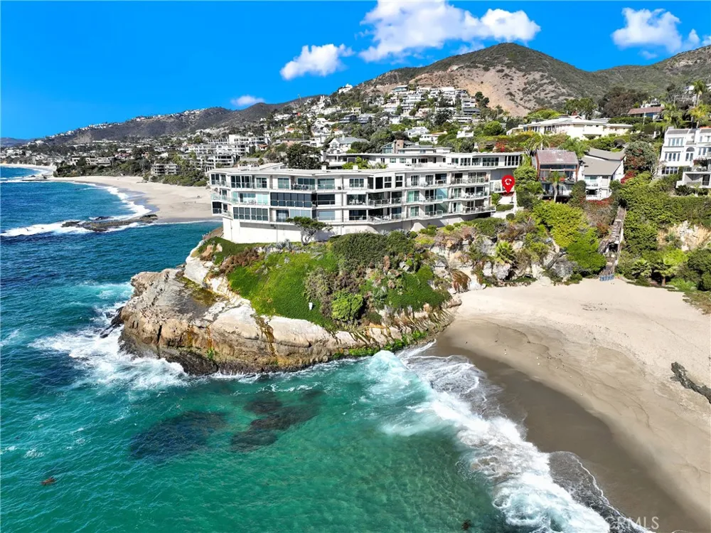 31561 Table Rock Drive #213 Laguna Beach, CA 92651