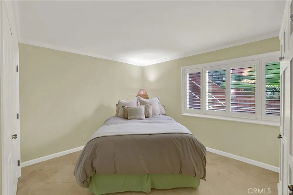 31561 Table Rock Drive #213 Laguna Beach, CA 92651