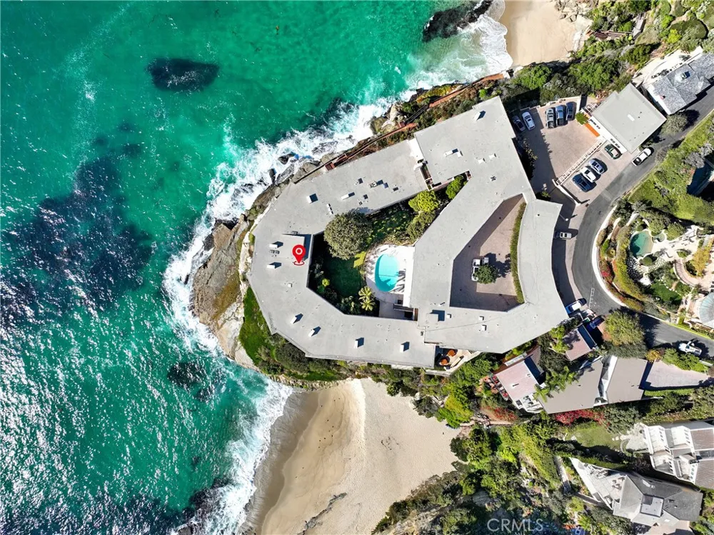 31561 Table Rock Drive #213 Laguna Beach, CA 92651