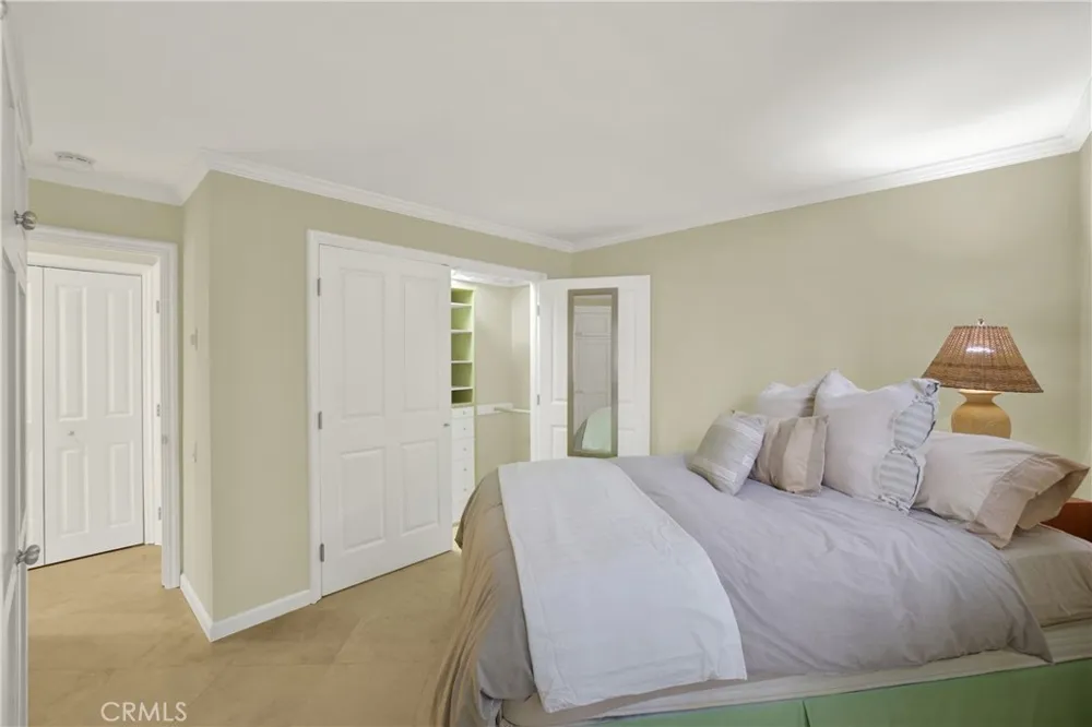 31561 Table Rock Drive #213 Laguna Beach, CA 92651