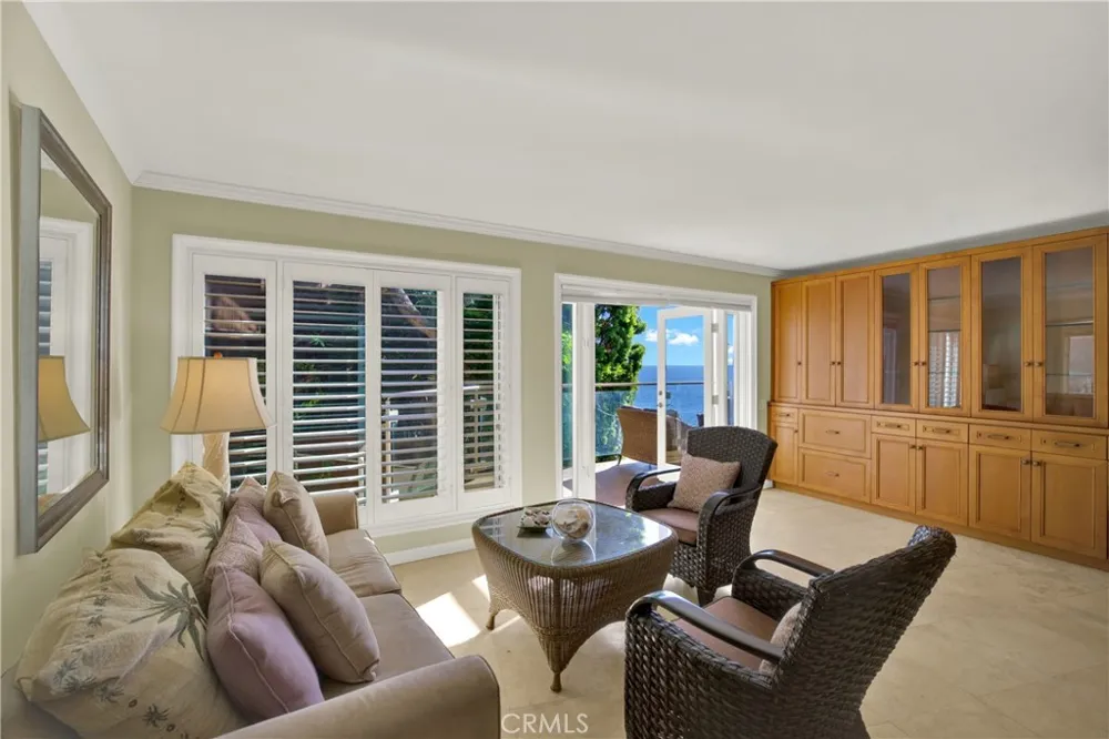 31561 Table Rock Drive #213 Laguna Beach, CA 92651