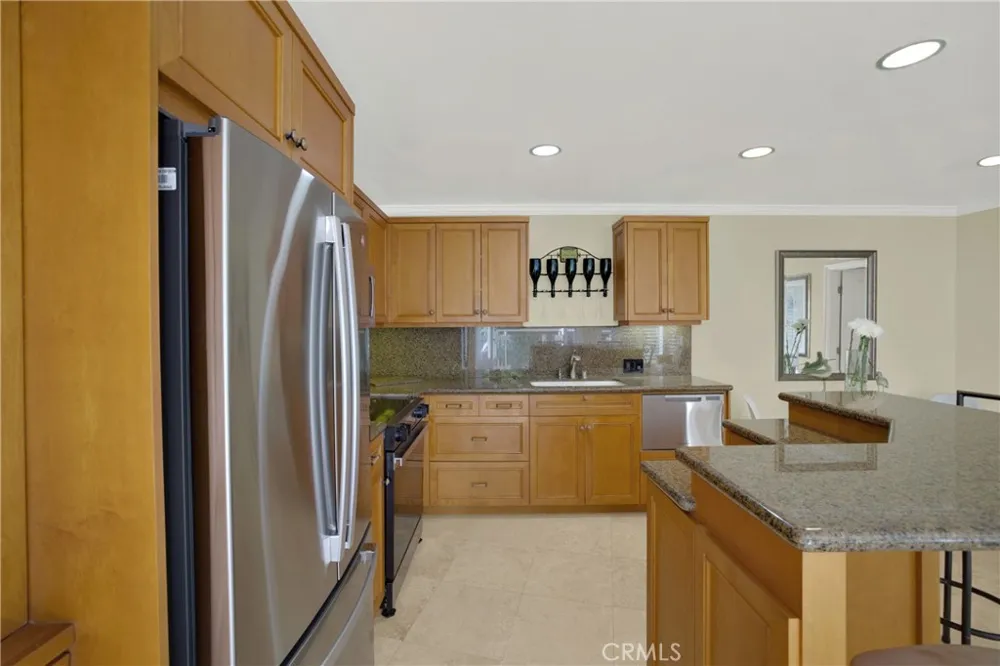 31561 Table Rock Drive #213 Laguna Beach, CA 92651