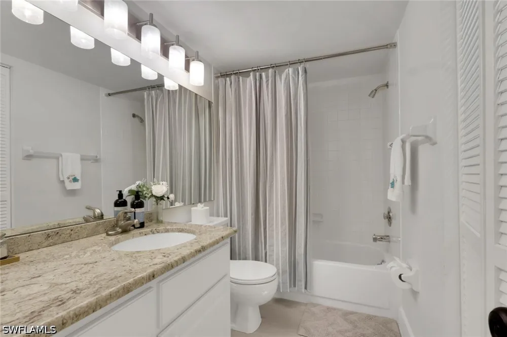 Foxfire Lane #303 Naples, FL 34104