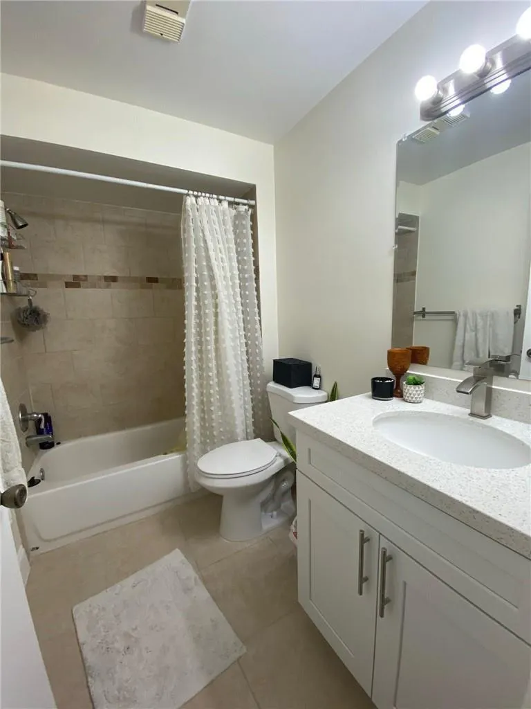 9999 SUMMERBREEZE DRIVE #206 Sunrise, FL 33322