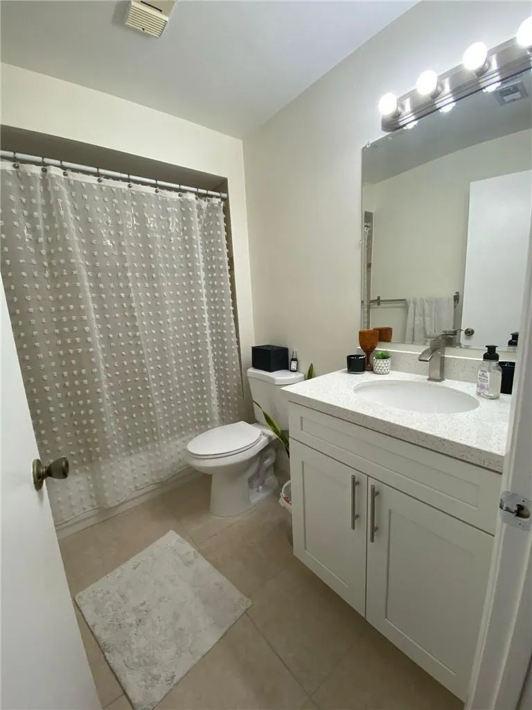 9999 SUMMERBREEZE DRIVE #206 Sunrise, FL 33322