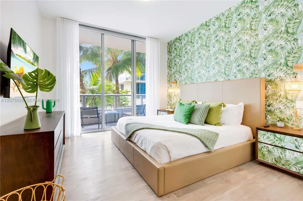 777 Ocean Dr #N214 Hollywood, FL 33019