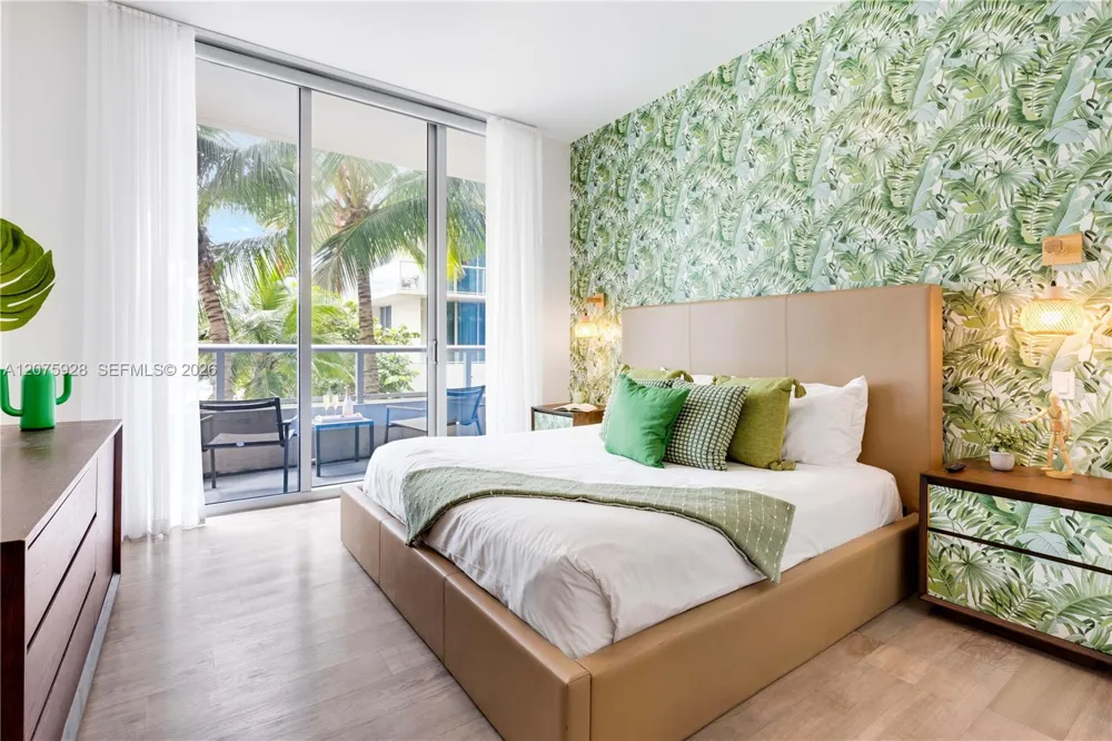 777 Ocean Dr #N214 Hollywood, FL 33019