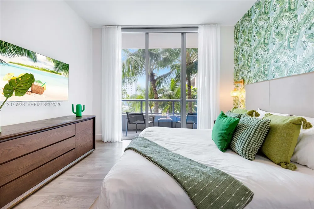777 Ocean Dr #N214 Hollywood, FL 33019