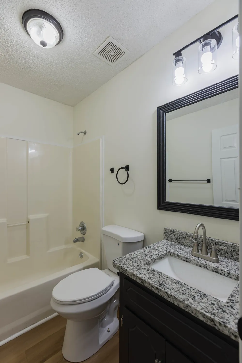 3820 Marla Cir Clarksville, TN 37042