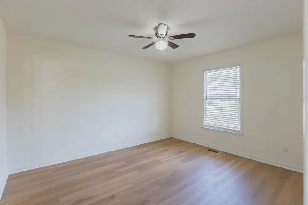3820 Marla Cir Clarksville, TN 37042
