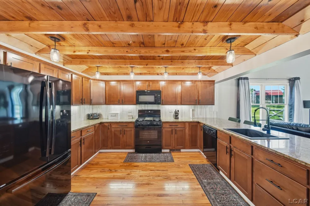 2301 Wolf Creek Highway Adrian Township, MI 49221