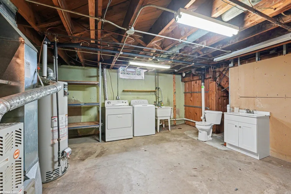 26740 Barbara Street Roseville City, MI 48066