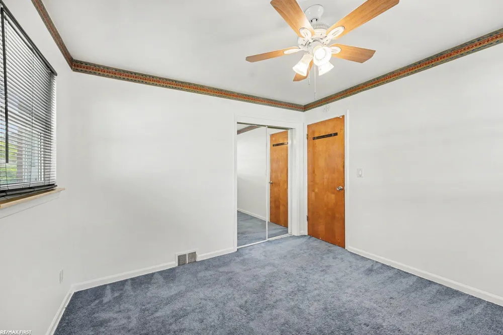 26740 Barbara Street Roseville City, MI 48066