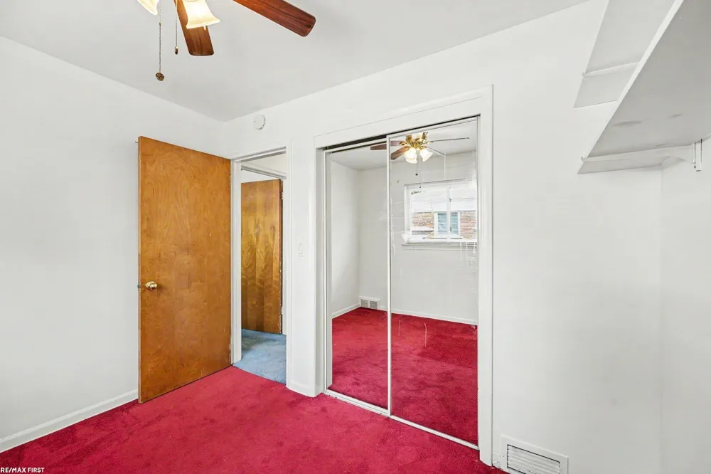 26740 Barbara Street Roseville City, MI 48066