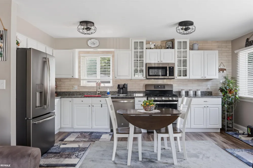 18016 Fairwood Drive Clinton Charter Township, MI 48035