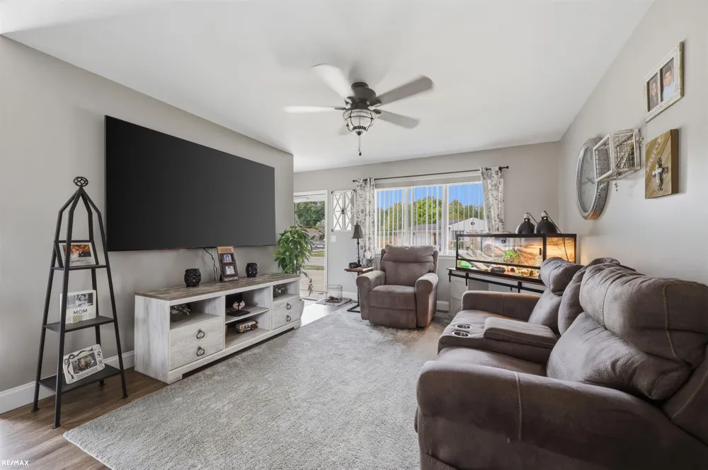 18016 Fairwood Drive Clinton Charter Township, MI 48035
