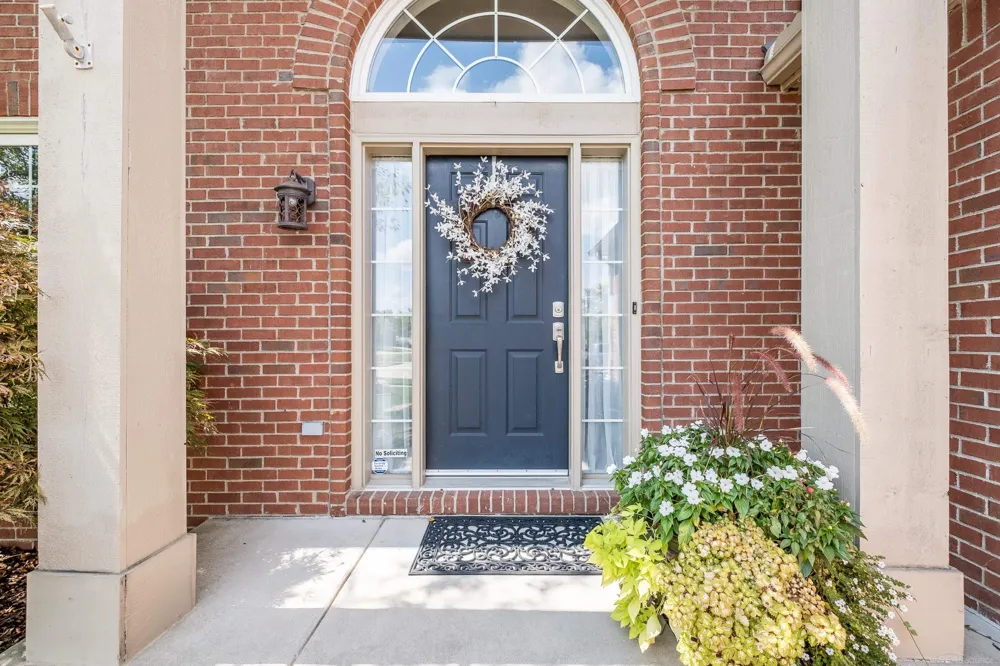 56277 Oasis Drive Macomb Township, MI 48042