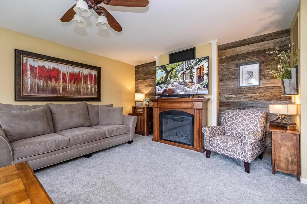 56277 Oasis Drive Macomb Township, MI 48042