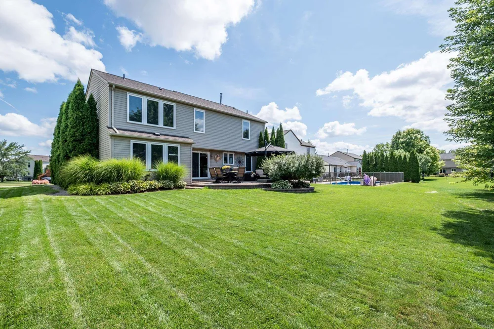 56277 Oasis Drive Macomb Township, MI 48042