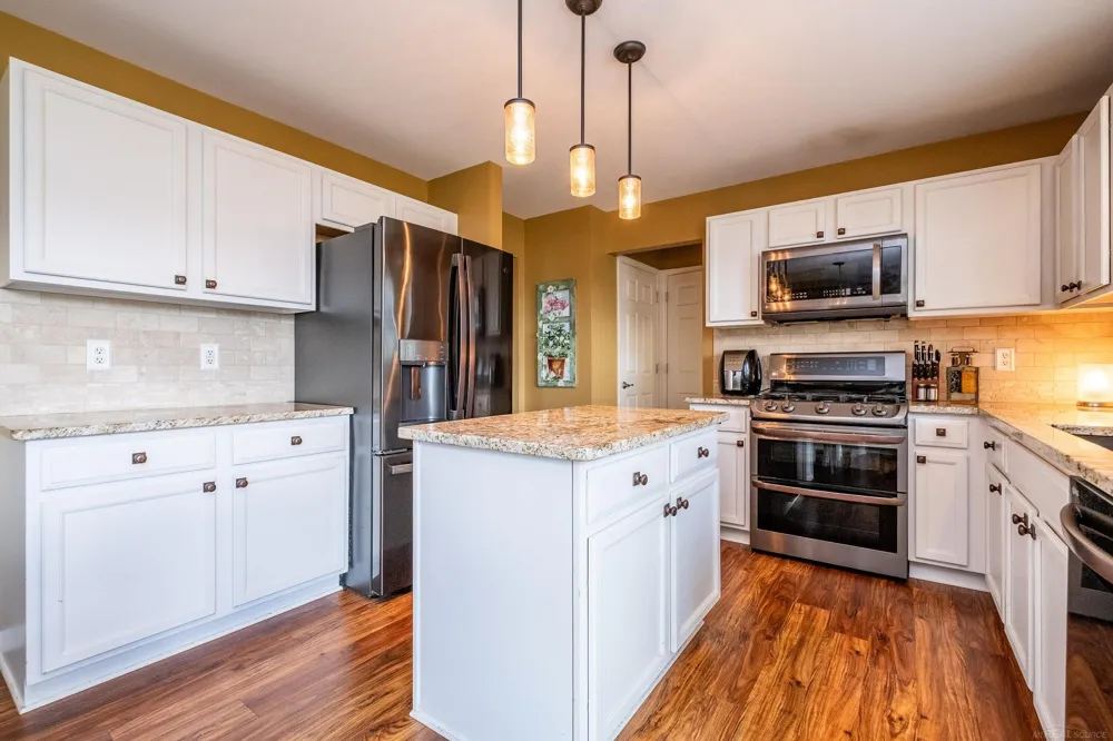 56277 Oasis Drive Macomb Township, MI 48042