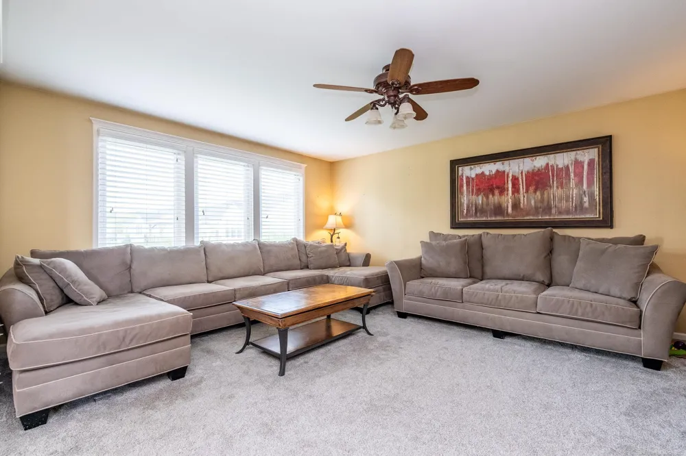 56277 Oasis Drive Macomb Township, MI 48042