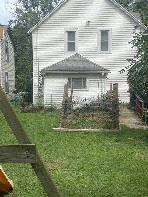 148 E Emerson Street Kalamazoo City, MI 49001