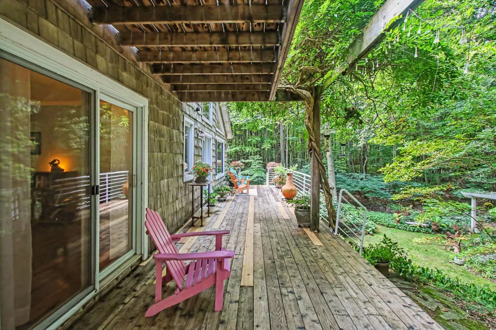 1735 Darling Lane Ganges Township, MI 49408