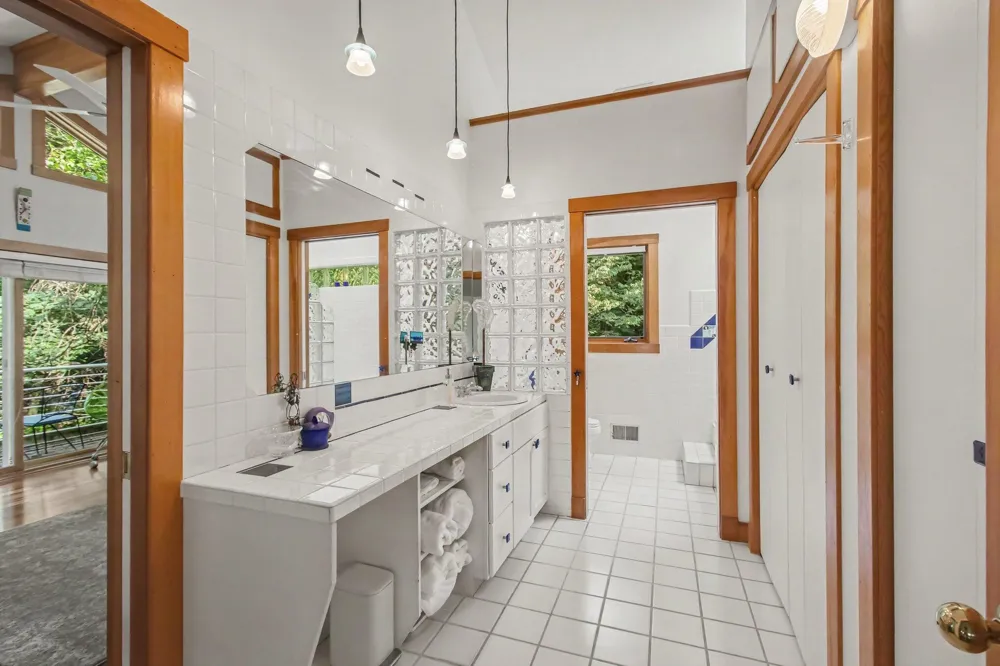 1735 Darling Lane Ganges Township, MI 49408