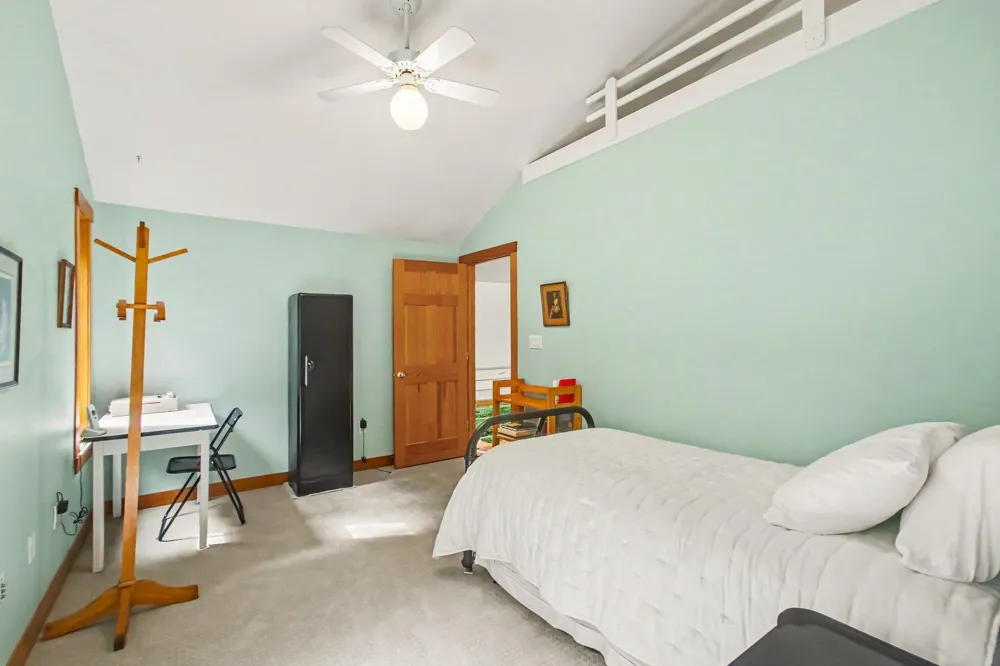 1735 Darling Lane Ganges Township, MI 49408