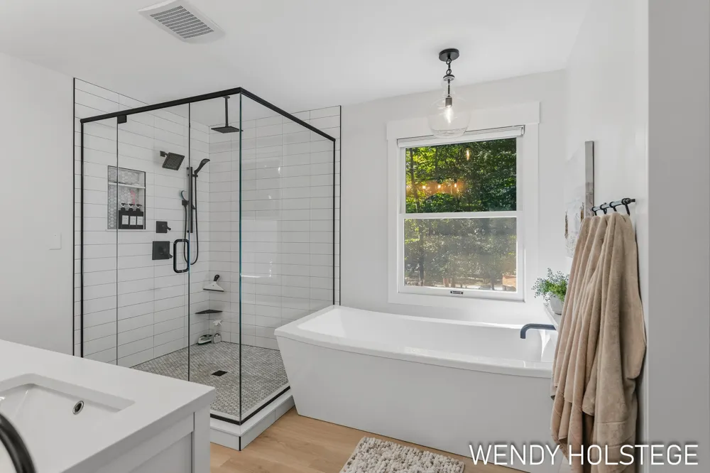 2066 Woodlark Drive Park Township, MI 49424