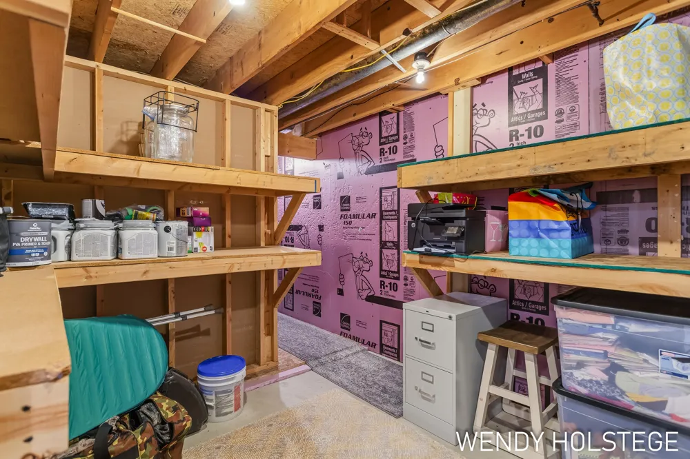 2066 Woodlark Drive Park Township, MI 49424
