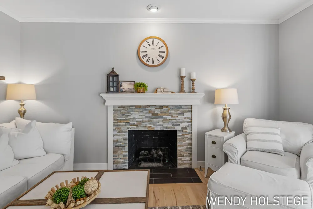 2066 Woodlark Drive Park Township, MI 49424