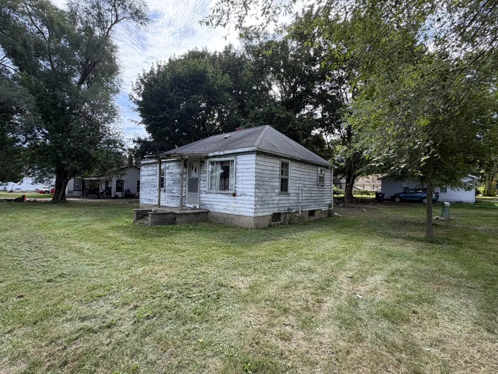 617 W Allegan Street Otsego Township, MI 49078