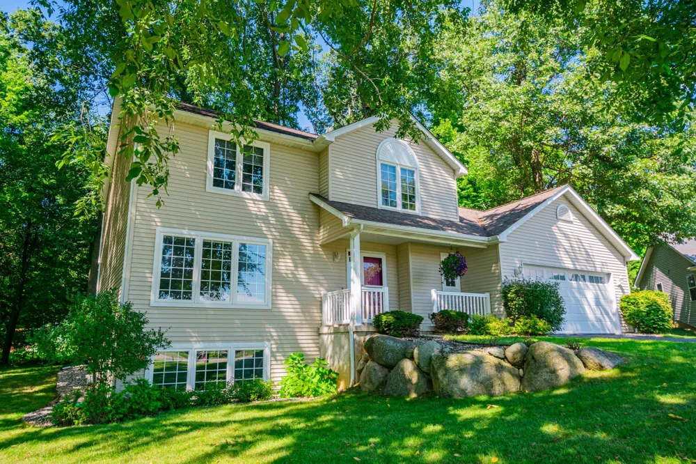 132 Kensington Court Battle Creek City, MI 49015