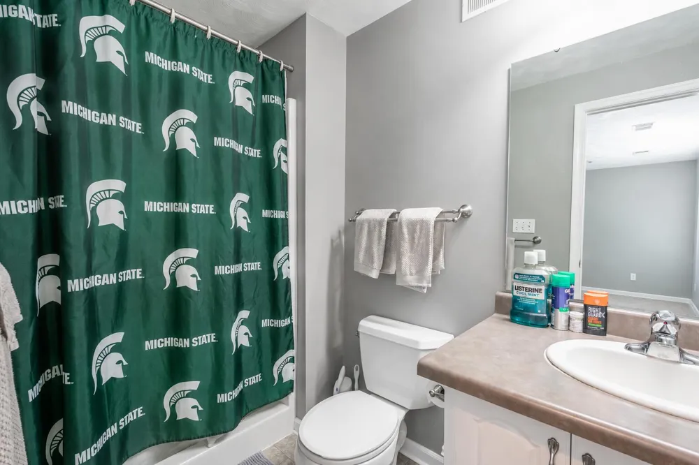 132 Kensington Court Battle Creek City, MI 49015