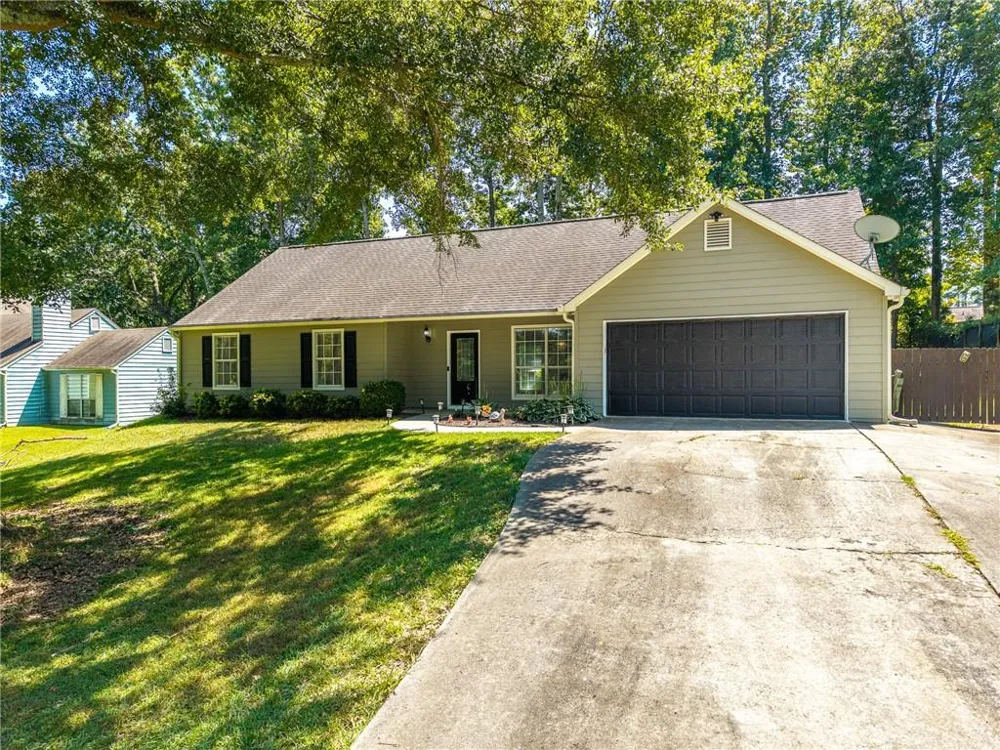 4460 Whitt Station Run NW Acworth, GA 30101