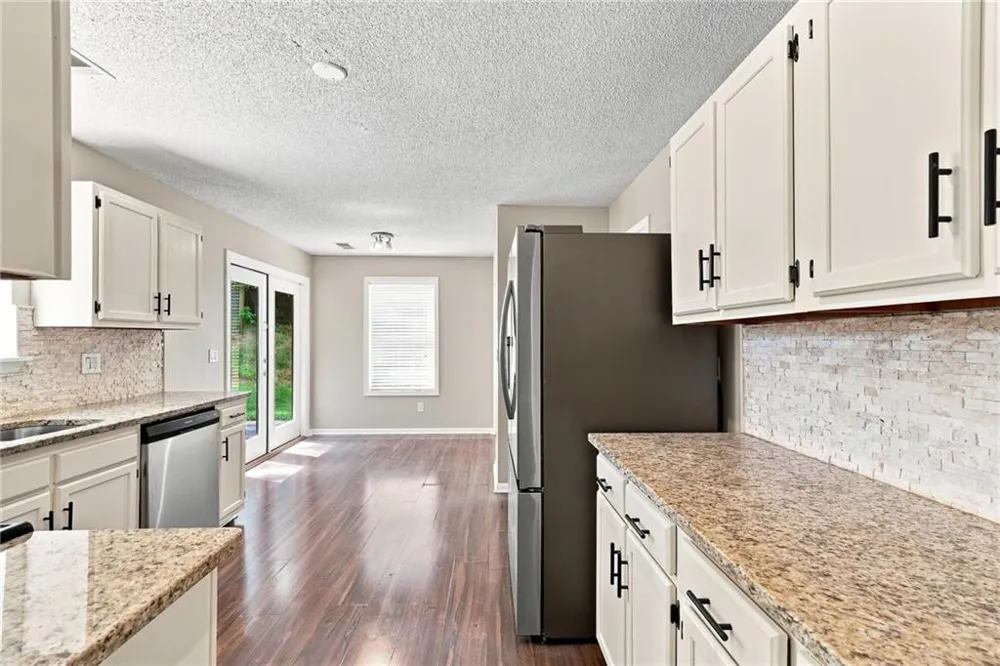 4460 Whitt Station Run NW Acworth, GA 30101