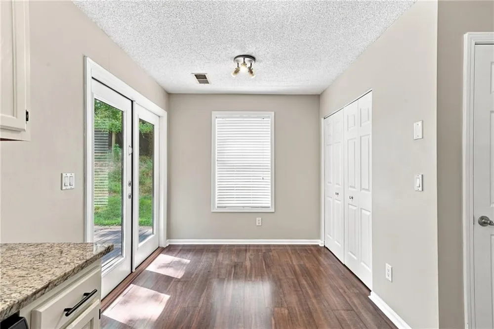4460 Whitt Station Run NW Acworth, GA 30101
