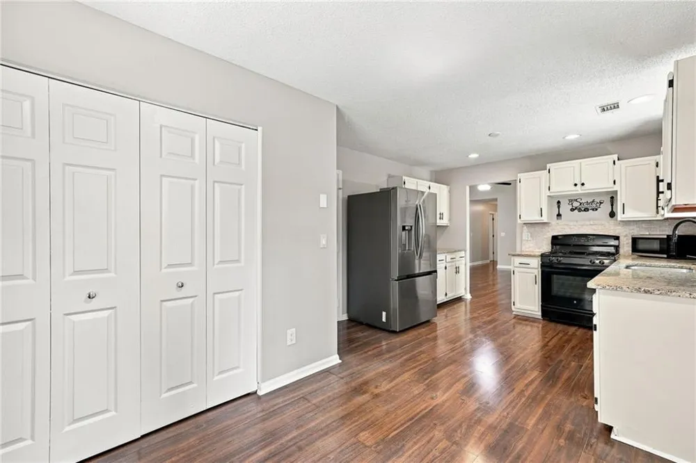 4460 Whitt Station Run NW Acworth, GA 30101