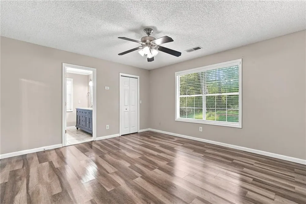 4460 Whitt Station Run NW Acworth, GA 30101