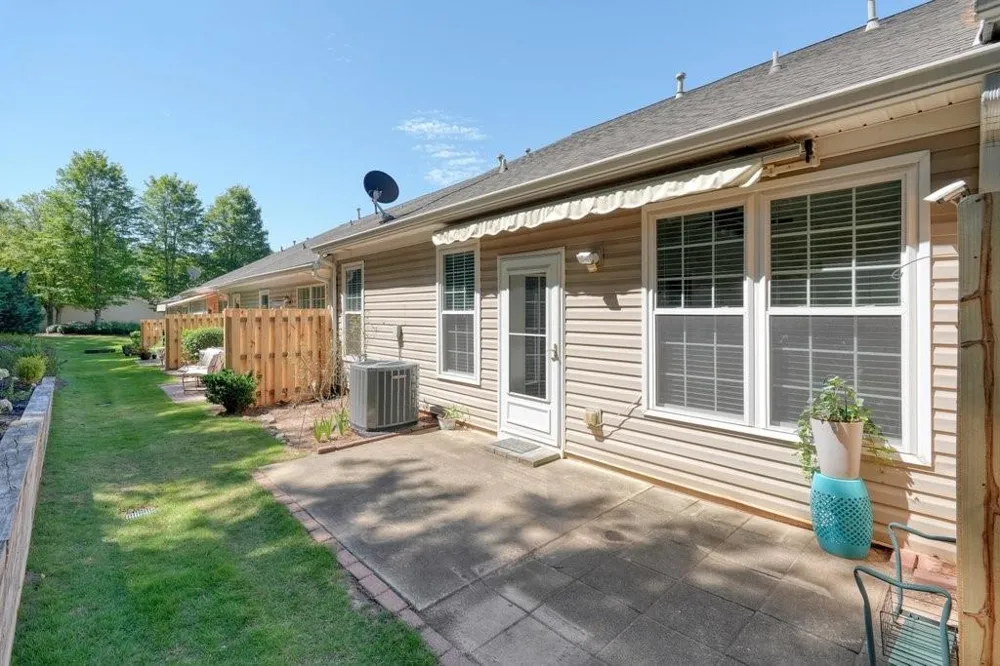 222 Riverstone Place Canton, GA 30114