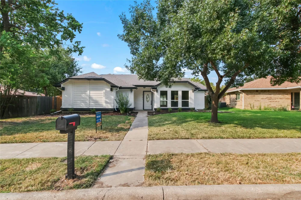 2103 Stein Way Carrollton, TX 75007