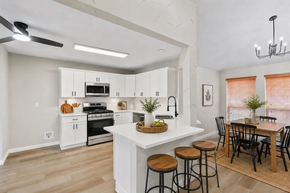 2103 Stein Way Carrollton, TX 75007