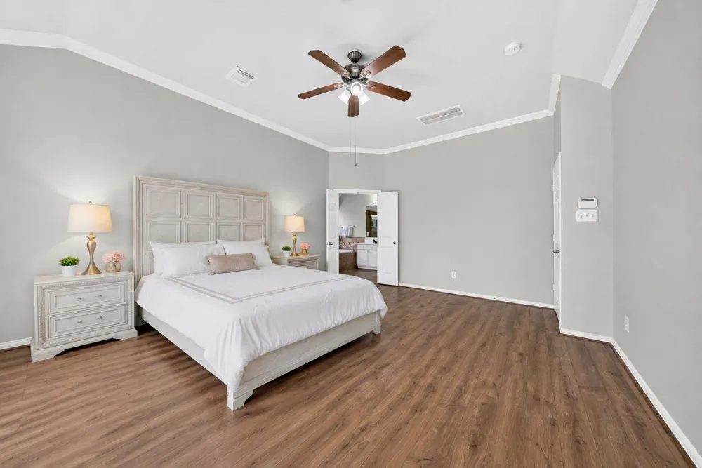 3146 Autumnjoy Drive Pearland, TX 77584