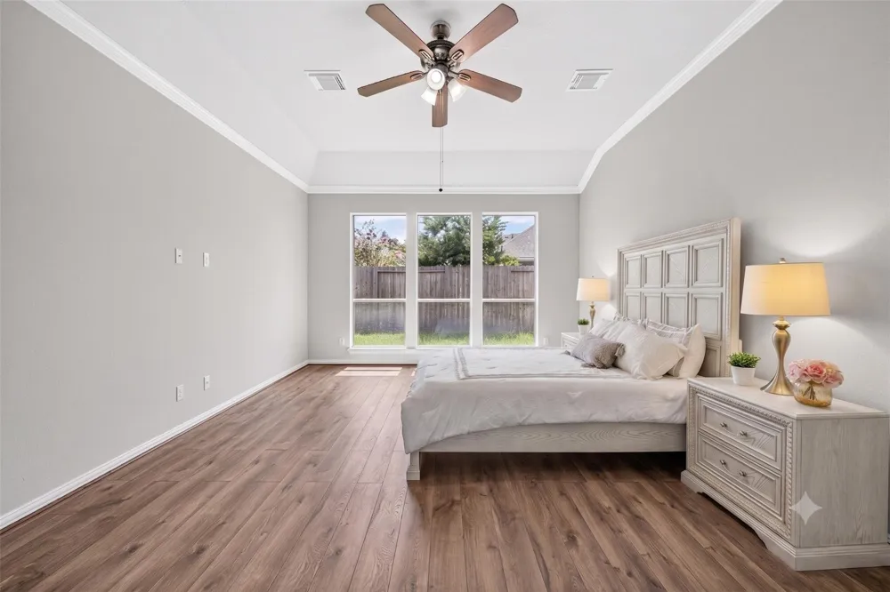 3146 Autumnjoy Drive Pearland, TX 77584