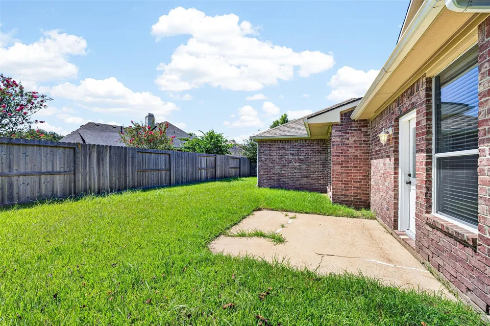 3146 Autumnjoy Drive Pearland, TX 77584